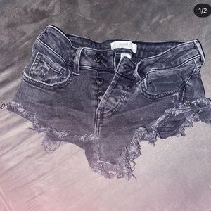Forever 21 black short shorts